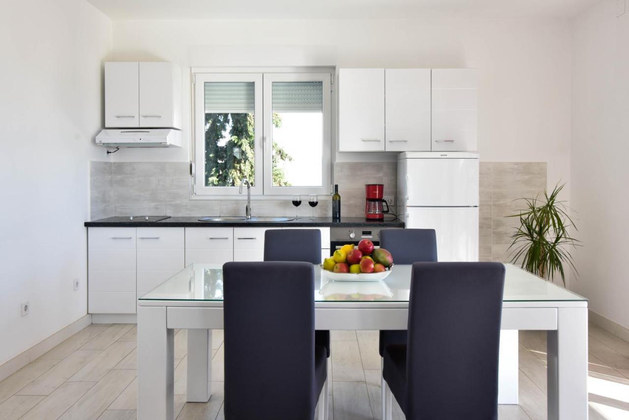 זאדאר Apartment Deluxe Villa Carlotta מראה חיצוני תמונה
