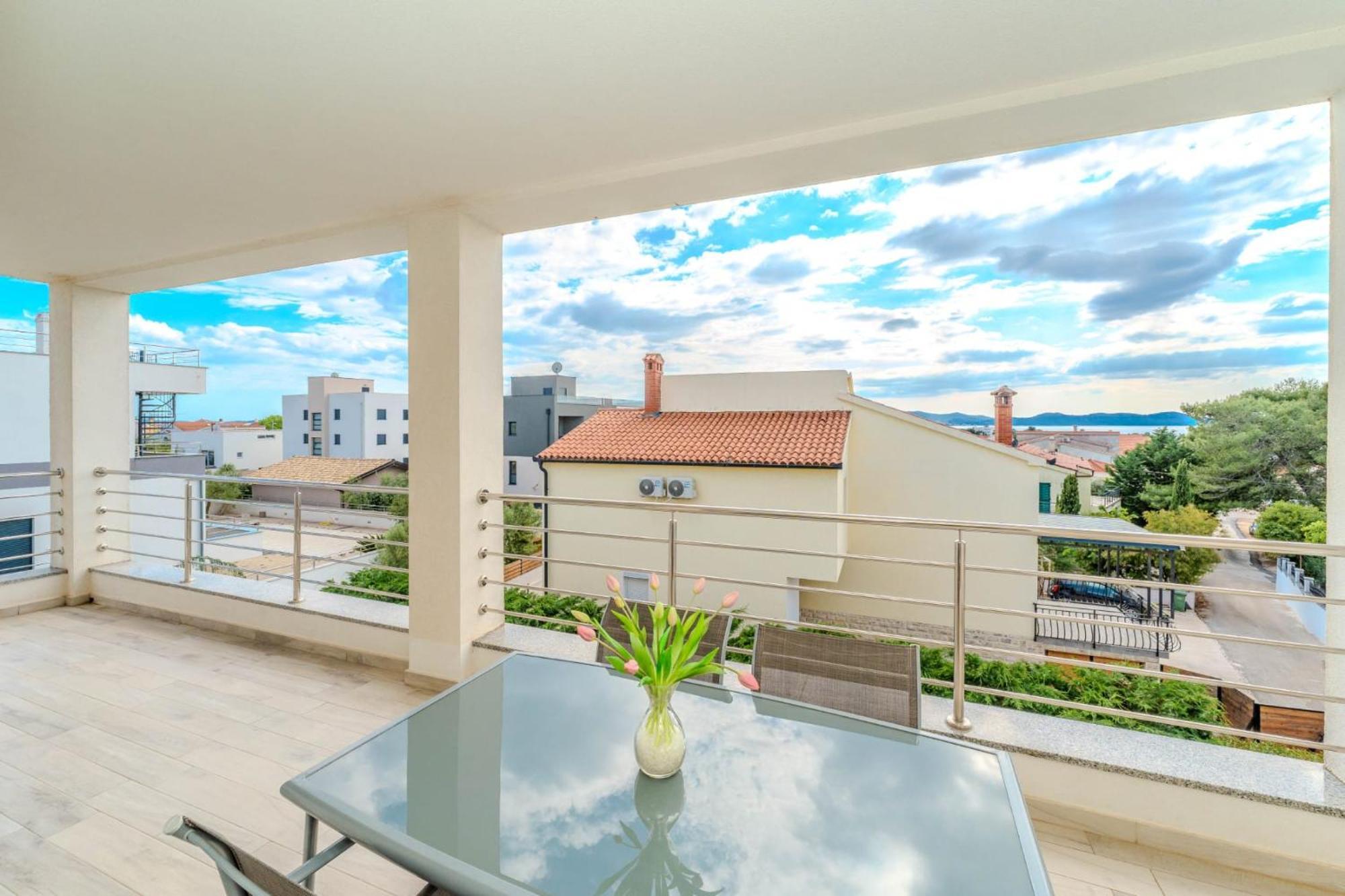 זאדאר Apartment Deluxe Villa Carlotta מראה חיצוני תמונה